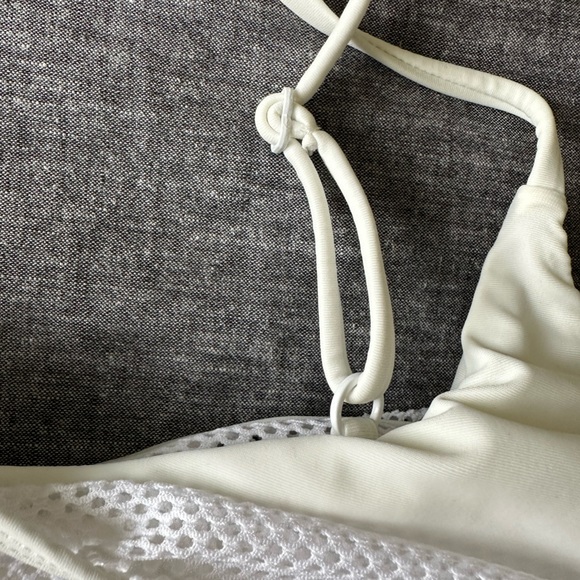 3/$20 - Tobi Mesh Sport Bikini Top - Picture 5 of 5